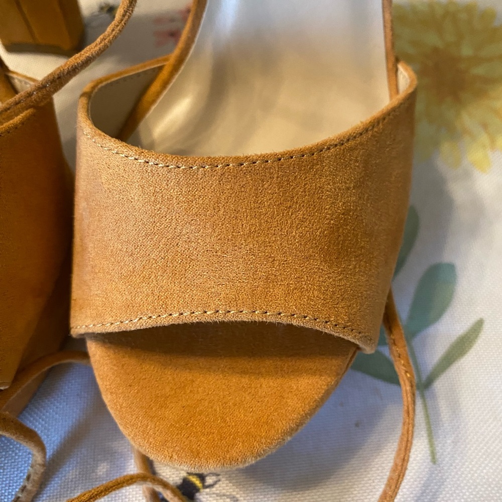 Nicole Miller high wrap around heels brand new - Picture 5 of 6